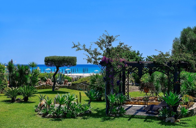 Villa 'Delle Agave' con vistas al mar, Wi-Fi y aire acondicionado