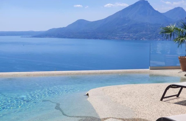 Villa Divina22-APT Unica-Con piscina e vista lago