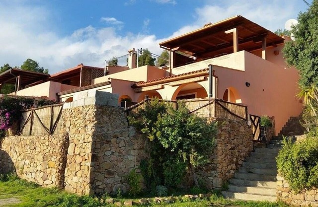 Villa Eden a 900 metros de la espléndida playa de Calamarina