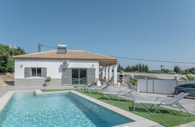 Villa 'El Olivar 1' con vistas a la montaña, Wi-Fi y aire acondicionado