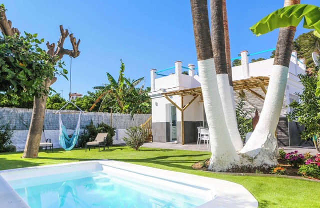 Villa El Ranchito - Superb modern villa perfect for couples or small groups