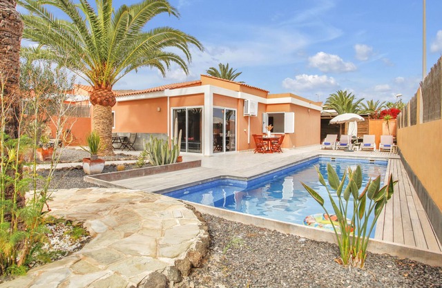 Villa Elisa con piscina dos dormitorios para 4personas