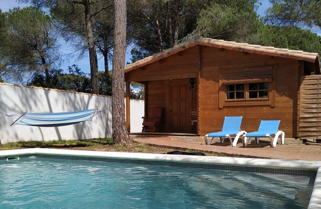 Villa with private pool in La Barrosa