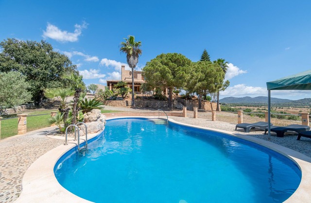 Villa 'Finca Son Manxo' con vistas a la montaña, Wi-Fi y aire acondicionado