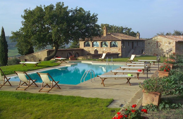 Villa en Monticchiello con 7 habitaciones, capacidad 14