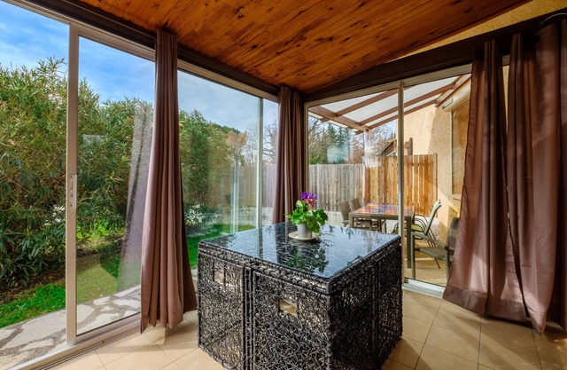 Casita de campo 'Villa Madeleine' con piscina privada, Wi-Fi y aire acondicionado