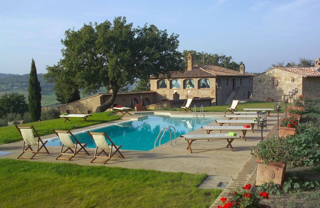 Villa en Monticchiello con 7 habitaciones, capacidad 14