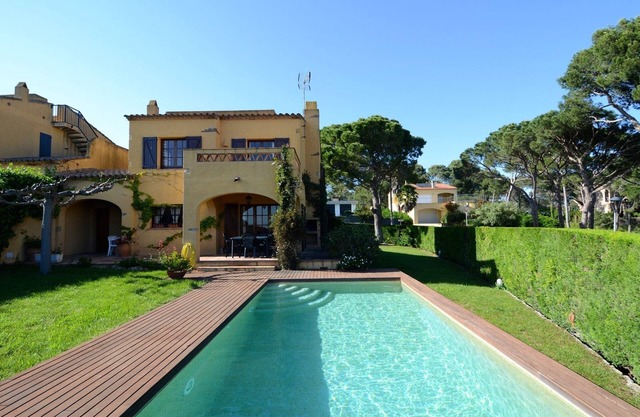 Villa en Estartit cerca de la playa