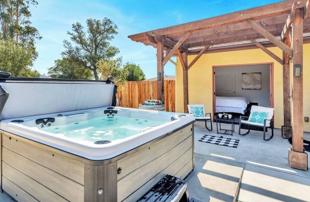 Wine Country Villa | King Beds + Hot Tub + Pool