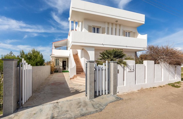 1807 Villa Iolanda. 1807 Villa Iolanda 1807 Villa Iolanda 1807 Villa Iolanda 1807 Villa Iolanda 1807 ...