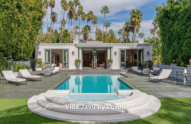 Villa Javu by LuxJB🥇Luxury Hollywood Hills Mansion with Gorgeous Views
