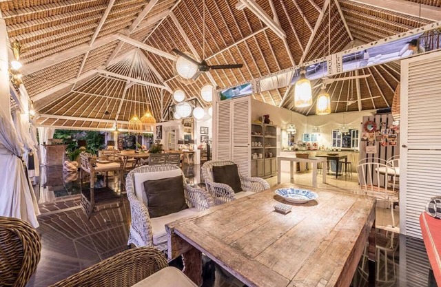 Villa Kalis, large villa in the heart of Seminyak, Bali