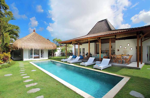# D5 Oberoi Central Seminyak Playa de 700m