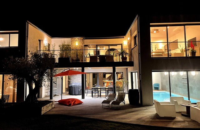 Villa Kerdelan swimming pool -