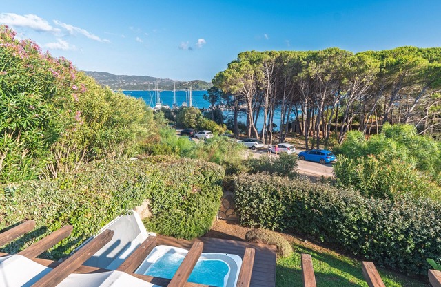 Villa 'La Conia' con vistas al mar, Wi-Fi y aire acondicionado