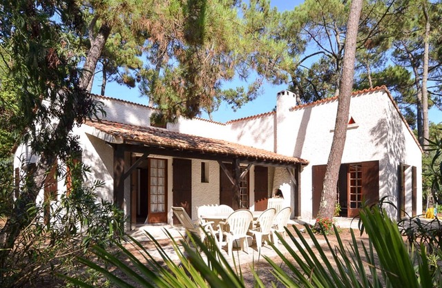 Villa La Palmyre, 3 bedrooms, 6 persons