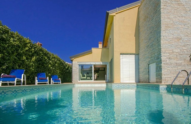 Villa Lidija with Sea View in Porec