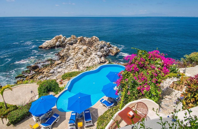 VILLA MIA, (CONTACTO DIRECTO DEL PROPIETARIO) 15 BDR FRENTE AL MAR