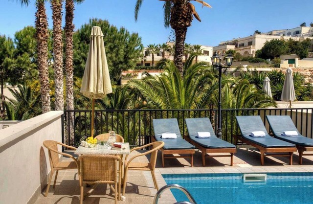 Villa Narcis - 2 bedroom Villa with Private Pool