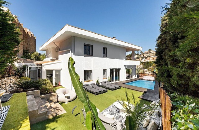 Villa Nessa,Utopia Villas-Sitges, Barcelona. Ideal para vacaciones en familia.
