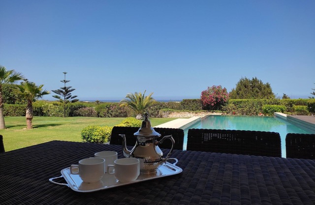 Villa on Golf Mogador with 180º sea view