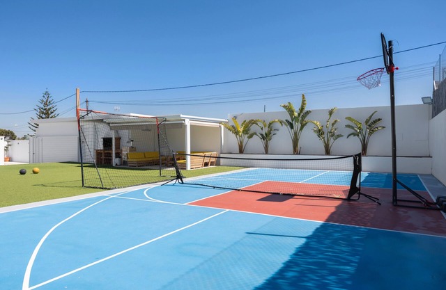 Villa 'Pablo' con piscina privada, terraza privada y aire acondicionado