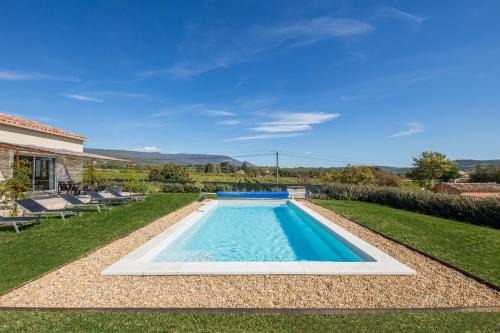Villa Piscine Chauffée & climatisation, 5min du village