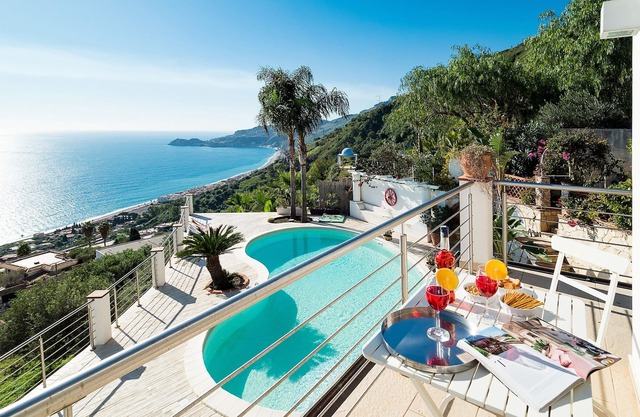 Villa de alquiler en Sicilia, Taormina Chalet de vacaciones, chalet en alquiler en Sicilia