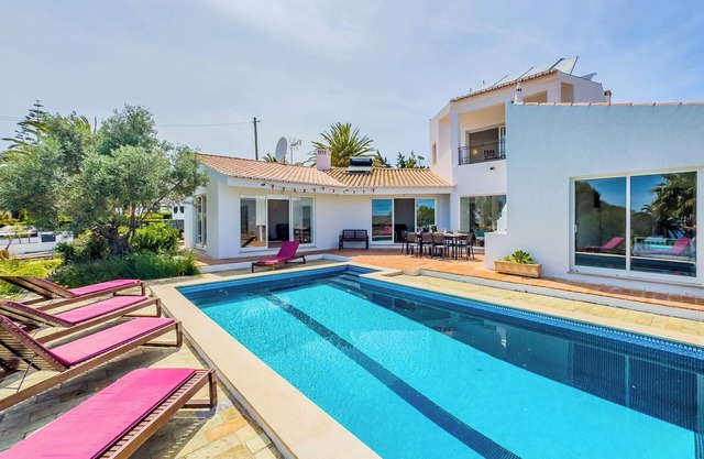 Villa Salema (AK-M4)