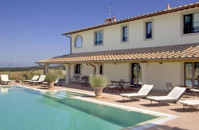 Villa en Montaione con 6 habitaciones, capacidad 12