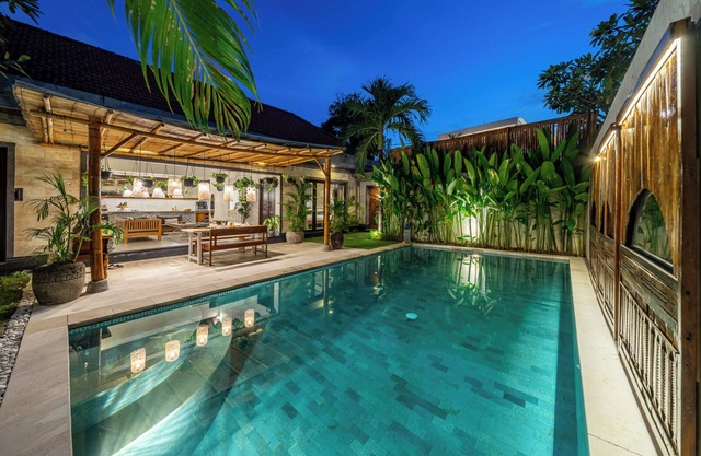 Villa Sarong 2 de lujo y a minutos de los mejores clubes de playa de Bali