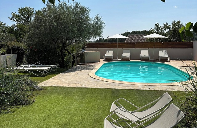 Villa 12 plazas, alto nivel de confort, a 10 minutos a pie del centro de Anduze.