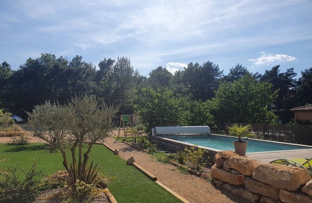 Villa Standing Piscine Intérieure et Extérieur Verdon