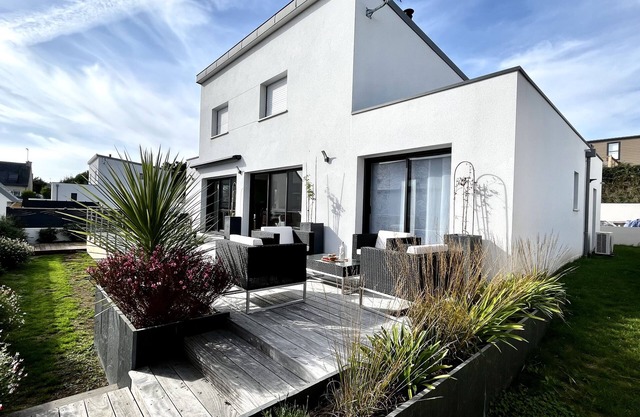 Villa TY MAÏ, Modern, bright 300m from the beach, pets allowed, 2-6 pers