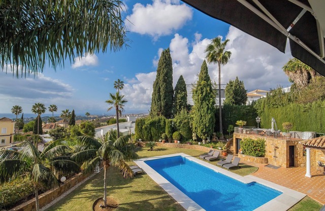 Villa 'Valle De Flores' con vistas al mar, Wi-Fi y aire acondicionado
