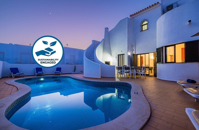 Villa with BBQ & rooftop near the beach, Galé