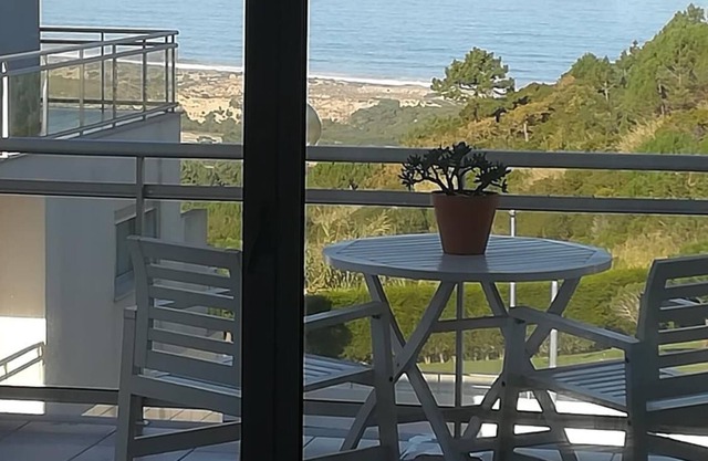 Villa with frontal sea view.