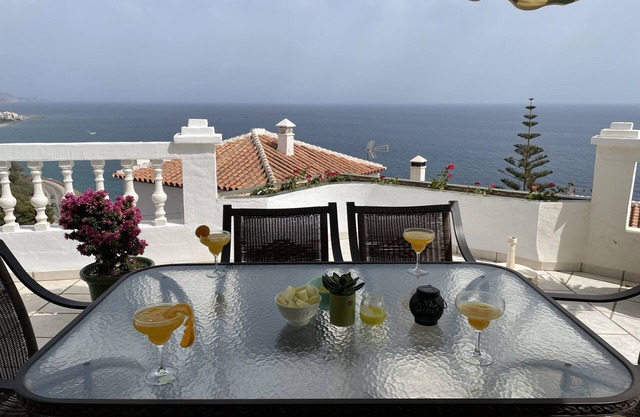 Villa with heated pool and a fantastic view