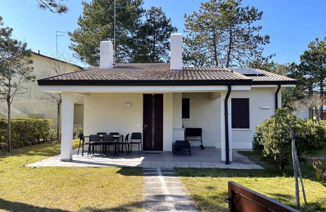 Casa vacacional con un jardín grande y piscina