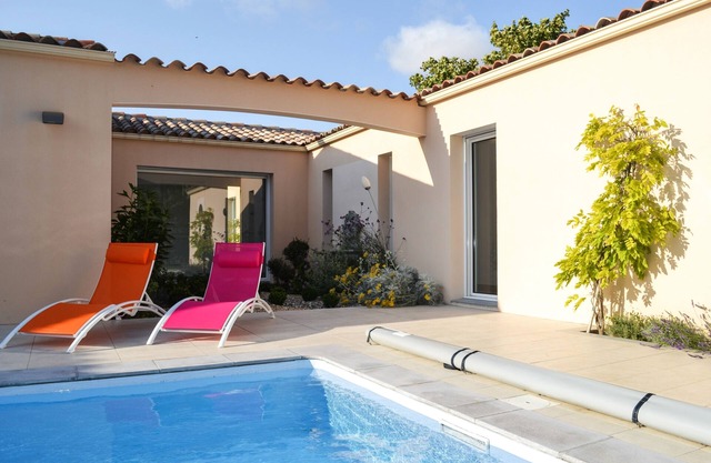 Villa con piscina, en un parque, zona tranquila, 6 personas, 3 dormitorios