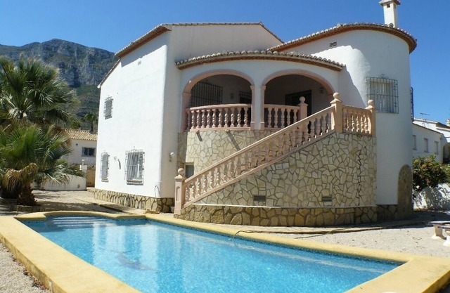 Chalet con piscina privada cerca de denia y de la playa