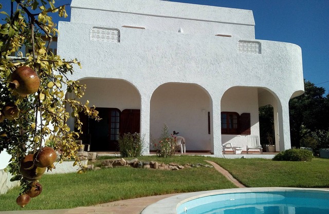 Villa con piscina privada - 7 Km de la playa