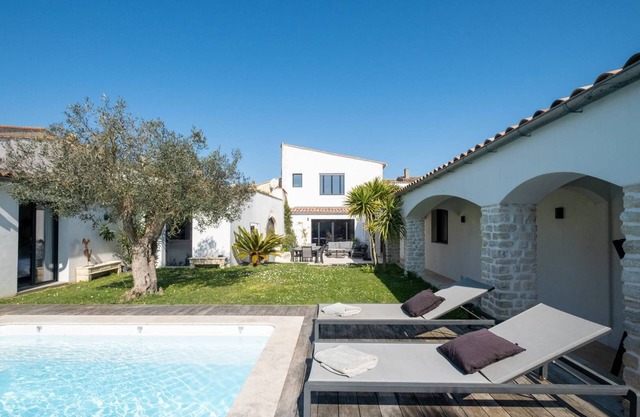 Villa with swimming pool in the heart of Saint Martin