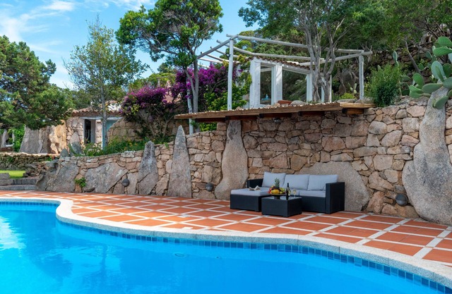 VILLA CON PISCINA Porto Cervo