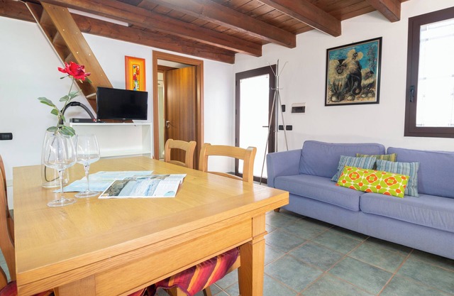 Villa Zerrei - Una Habitación Villa, Capacidad 5