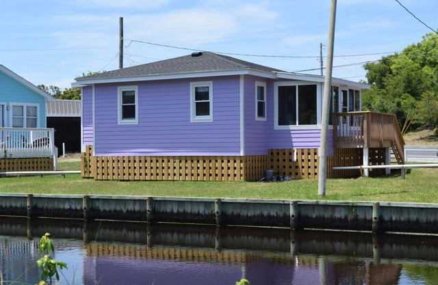 Casa Rural de 2 Dormitorios y 1 Baño Ubicada en el Pueblo de Buxton
