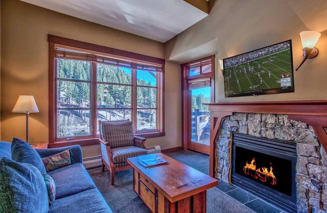 Village at Squaw Valley - 1BR - Ski-in Ski-out, último piso, unidad final