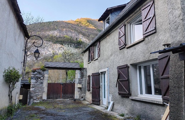 Village House in Lez (St Beat-Lez) Midi Pyrenees