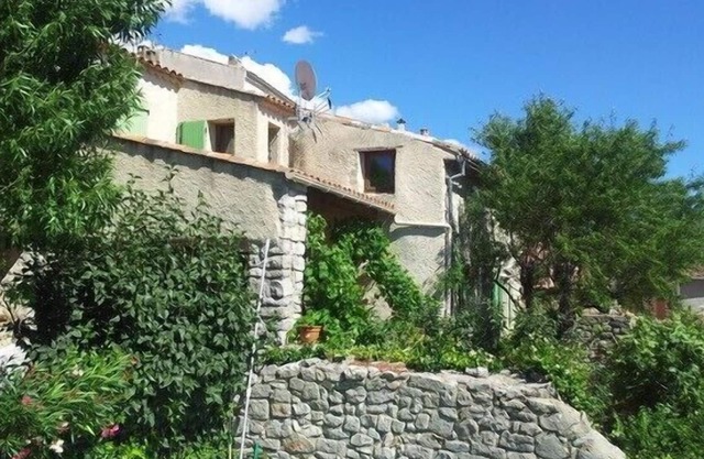 Casa de pueblo con piscina