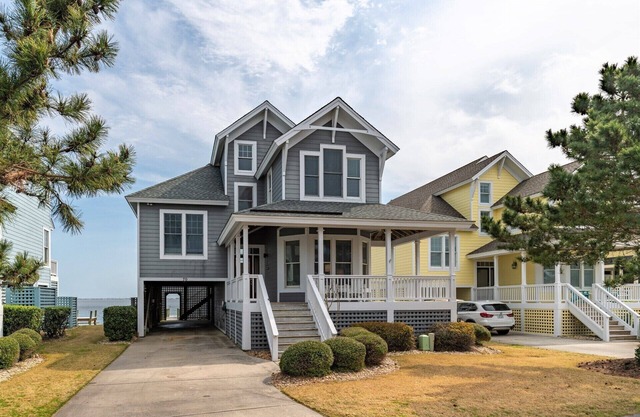 Village Landings 70, Remodeled Sound-Front Home